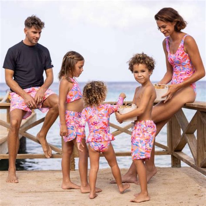 Adorable Matching Swimsuits For Mom And Daughter: Style And Comfort Combined!