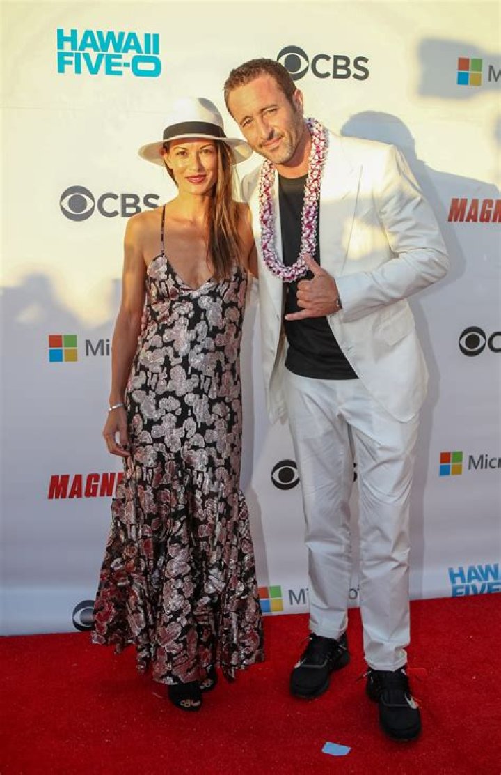 Alex O'Loughlin's Marital Status Revealed