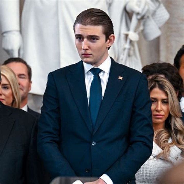Barron Trump's Signature: A Rare Glimpse Into His Private Life