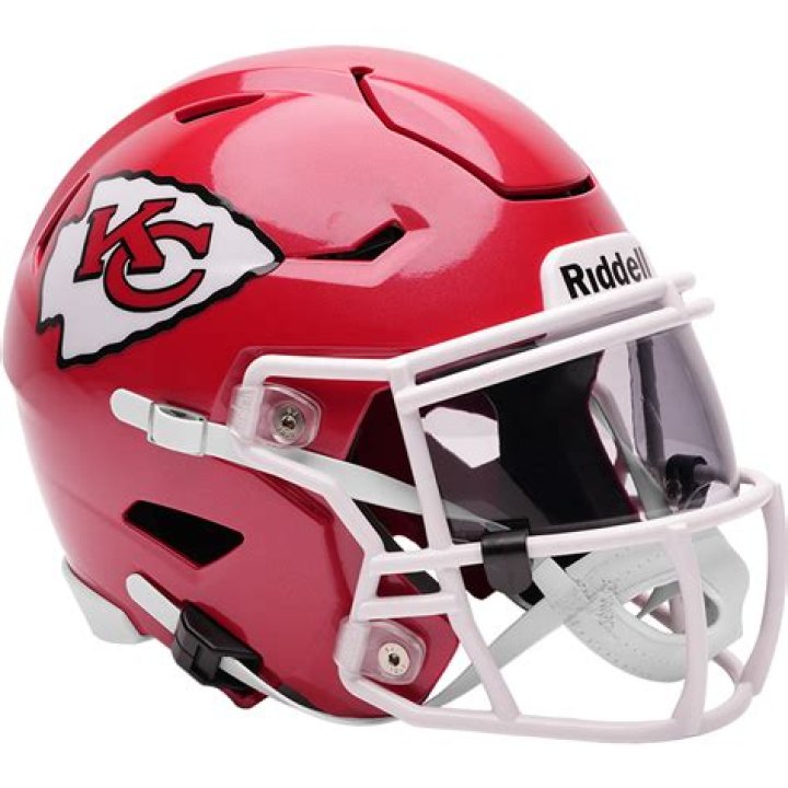 Chiefs Helmets For Young Fans: Protect Your Little Chiefs