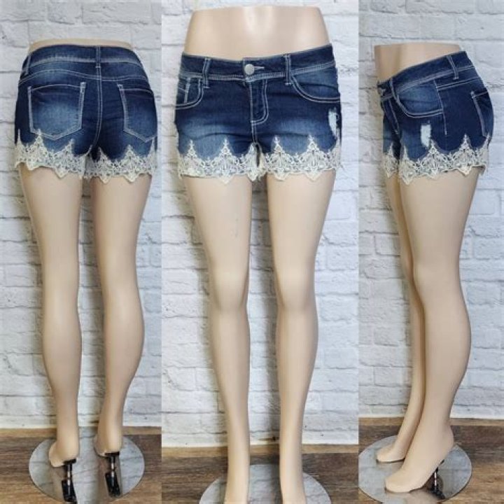 Cool And Stylish Daisy Duke Shorts: A Summer Must-Have
