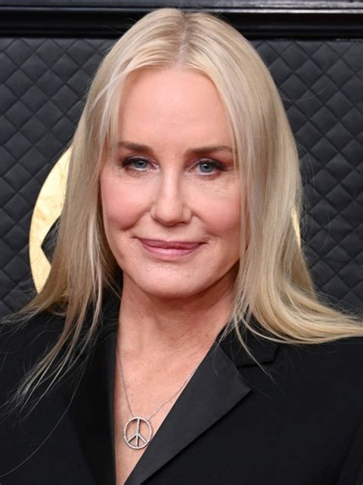 Daryl Hannah's Marital Status: Who's She Hitched To Now?