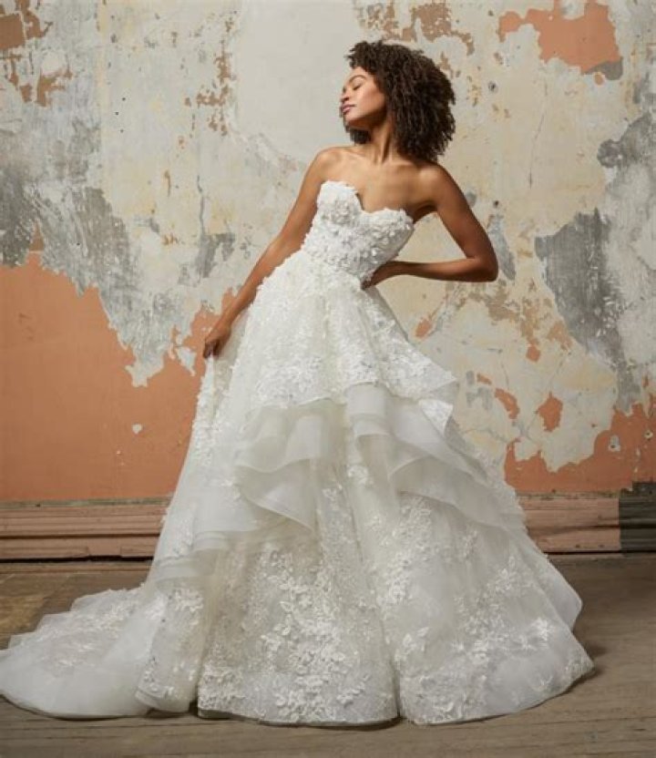 Discover Stunning Lazaro Wedding Dresses For 2023