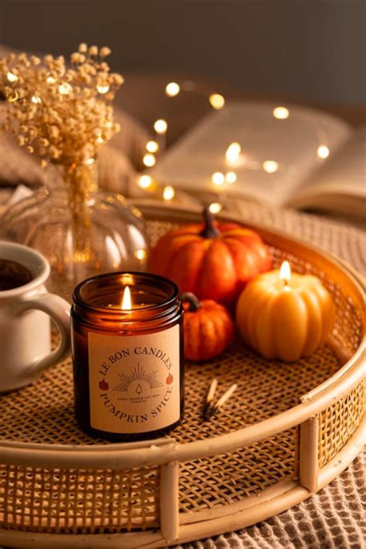 Discover The Top-Rated Fall Candles For An Enchanting Autumn Ambiance