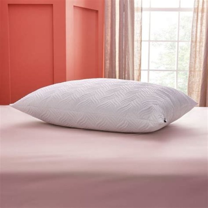 Discover The Ultimate Pillow Comfort: Feather Or Foam For A Perfect Night's Sleep