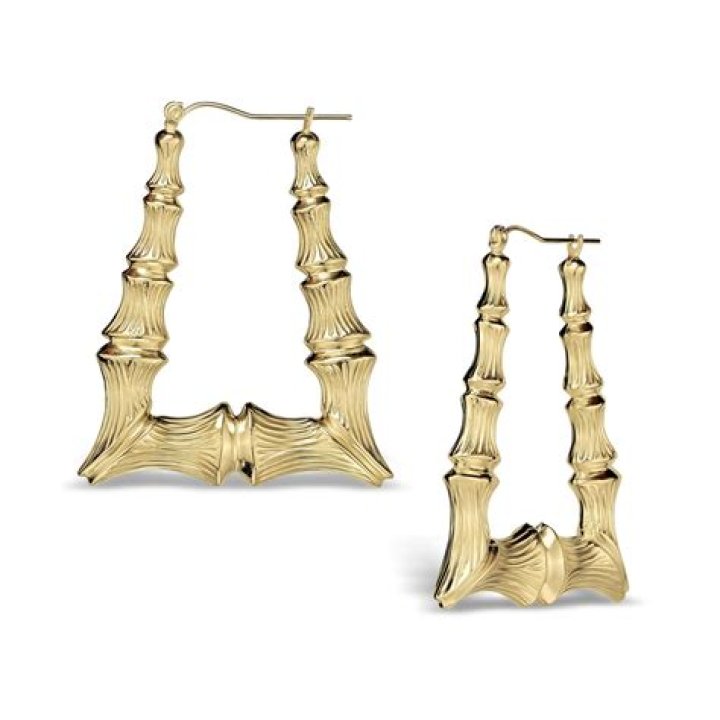 Elegant Simone Smith Bamboo Earrings: Sustainable Style