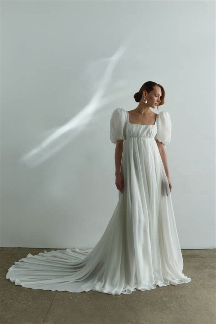 Find The Perfect Puff Dress: Free People's Theo Puff Dress