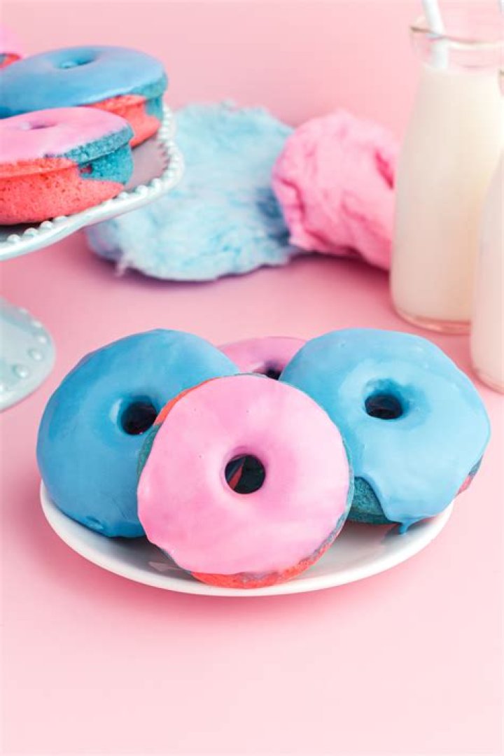Indulge In Fluff-Filled Delights: Cotton Candy Donuts For An Enchanted Sweet Treat
