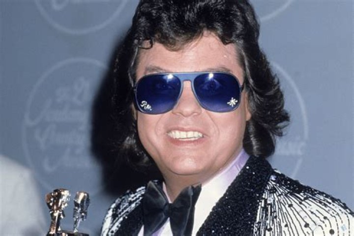 Is Ronnie Milsap A Millionaire?