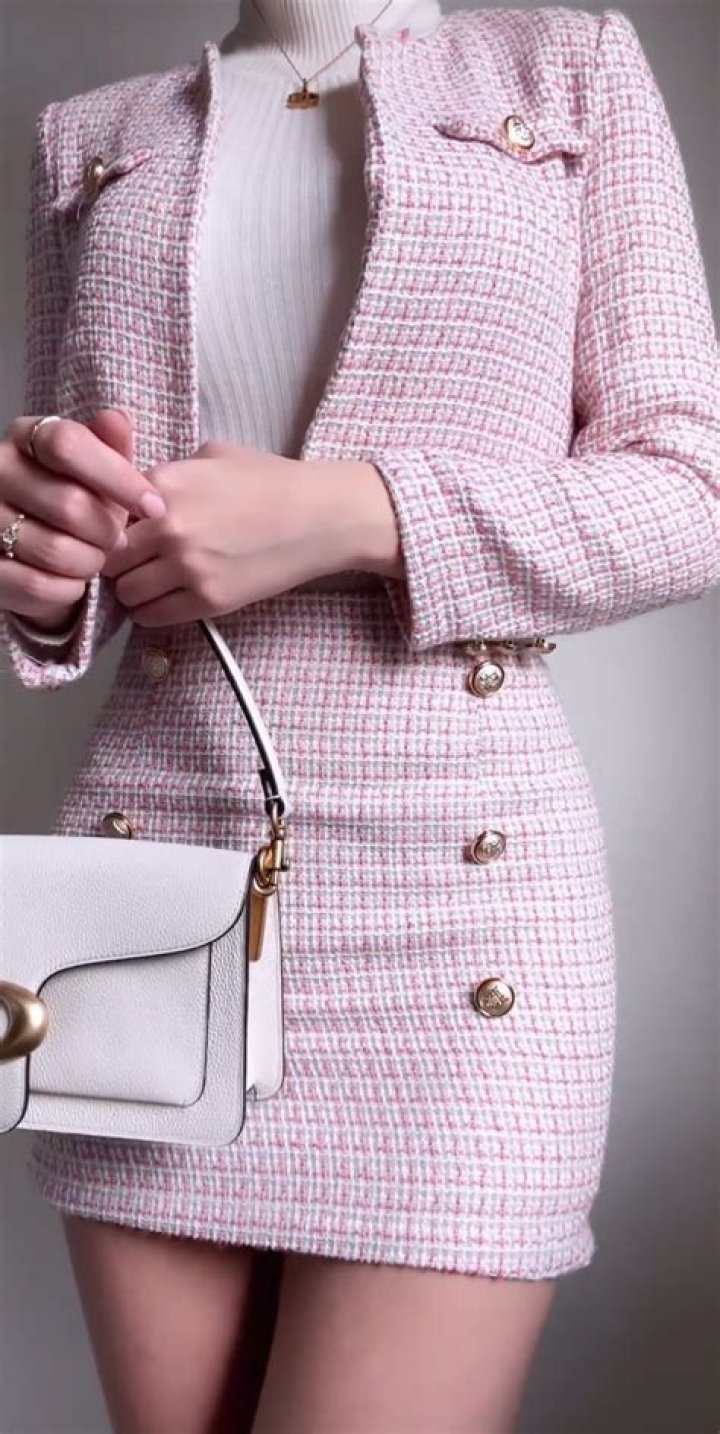 Jackie O's Pink Outfit: Iconic Fashion That Inspired A Generation