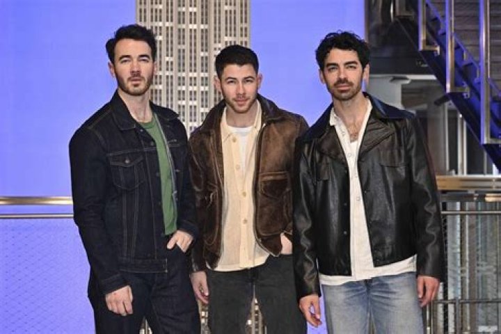 Kevin Jonas Sr.'s Surprising Vocals: The Jonas Brothers' Secret Weapon
