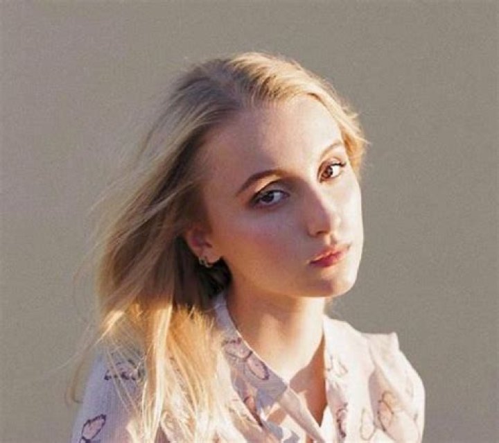 Learn About The Alluring Naiia Rose Ulrich