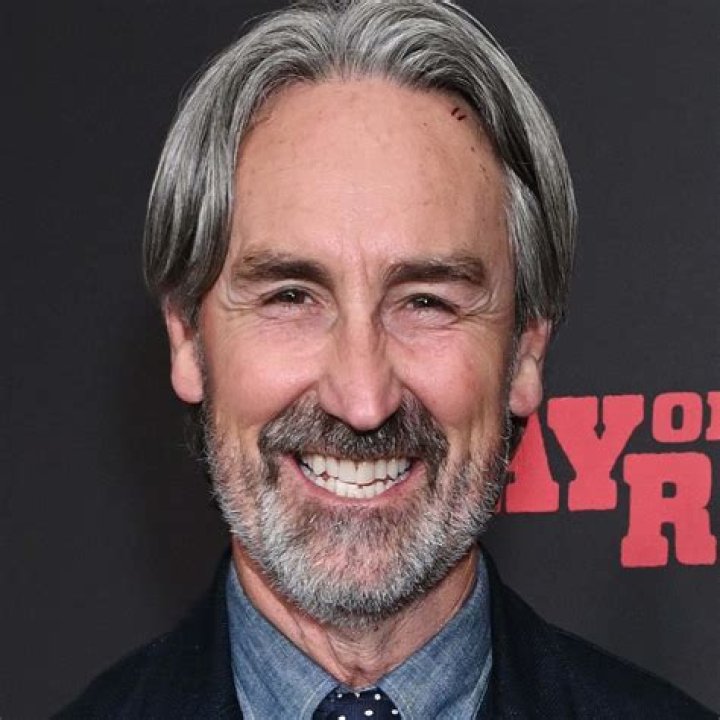 Mike Wolfe's Net Worth Revealed