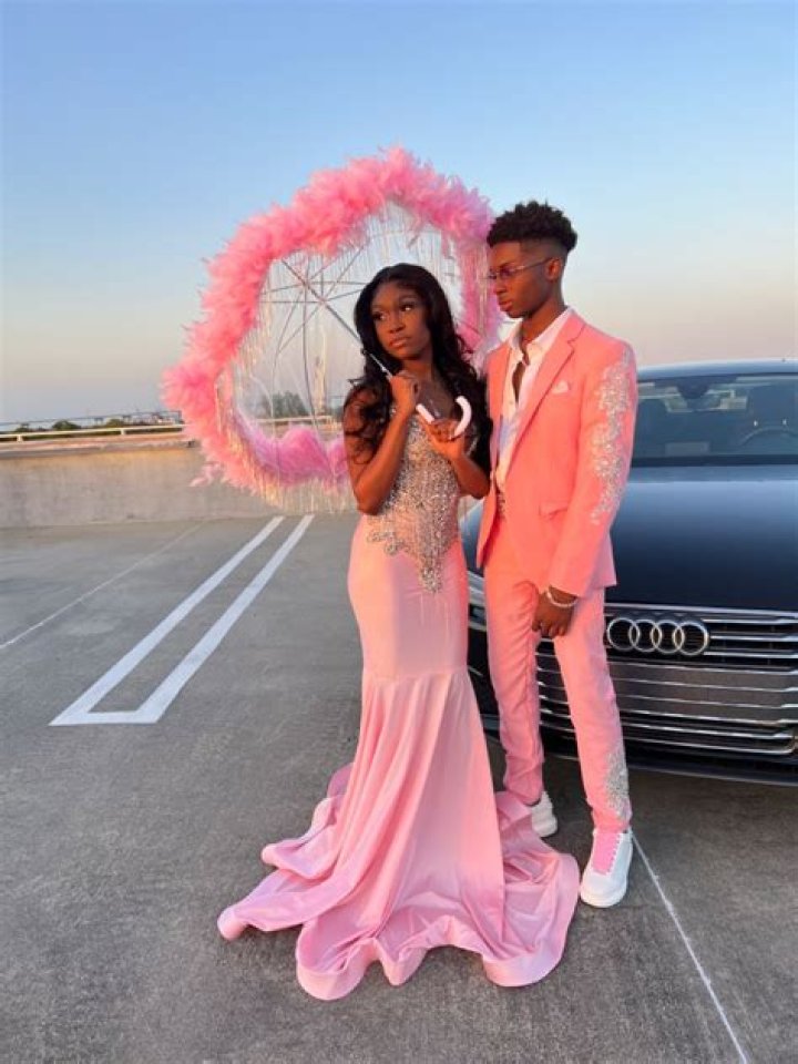 Stunning Black And Pink Prom Couples: The Ultimate Guide To Coordinating Looks