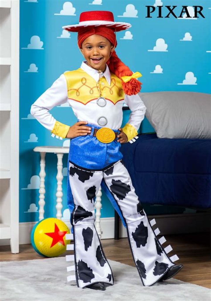 The Ultimate Guide: Kendall Jenner's Iconic Jessie Toy Story Costume