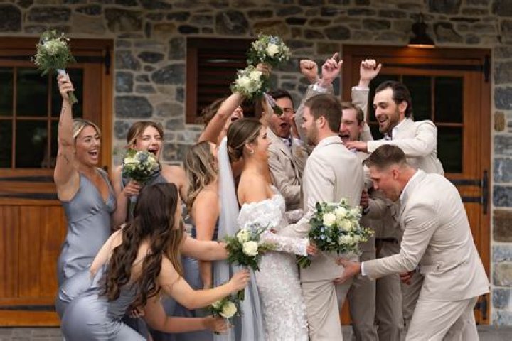 The Ultimate Guide To Honoring Your Mother At Your Wedding