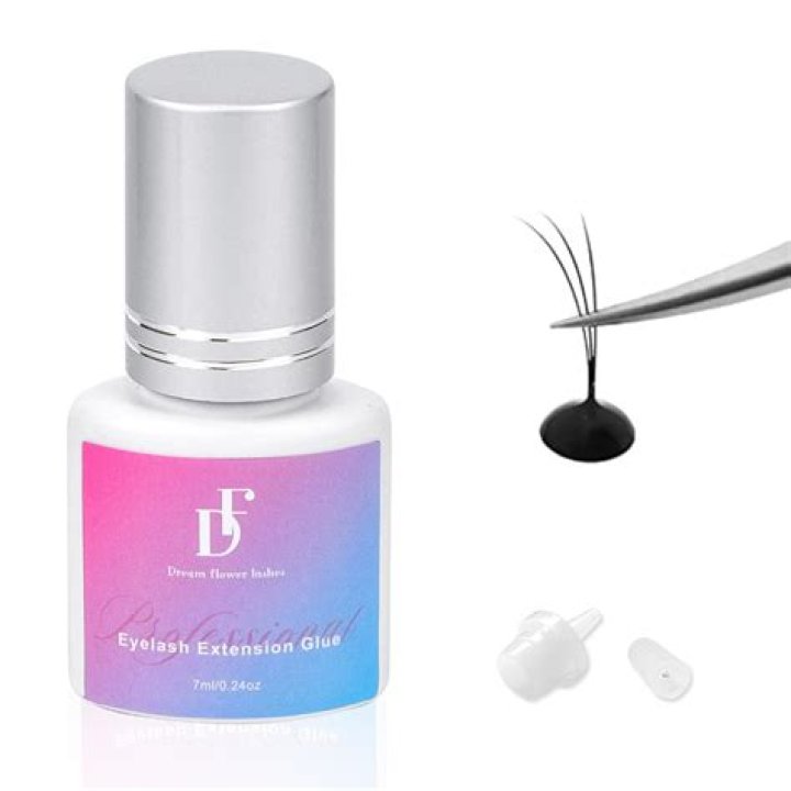 Unbeatable Waterproof Lash Glue: The Ultimate Lash Adhesive