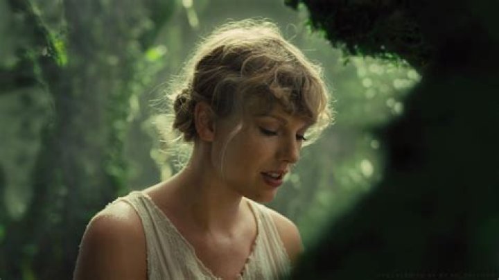 Watch Taylor Swift's Mesmerizing "Cardigan" Music Video